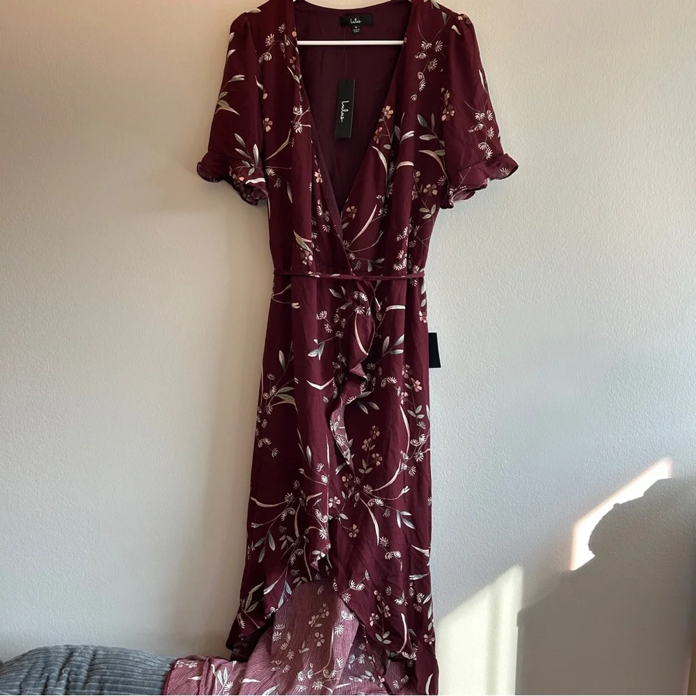 NWT Lulus Wild Winds Burgundy Floral Print High-Low Wrap Dress Size Medium - Picture 2 of 8